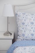Flanelové posteľné prádlo s romanticky drobnym vzorom kvietku a růža modré farby