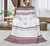 Hrejivá deka s atraktívnym a romantickým vzorom ladená do staroružovej farby | 150/200
