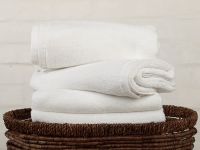 Kvalitné uteráky a osušky bielej farby s 480 g/m2 Jerry Fabrics